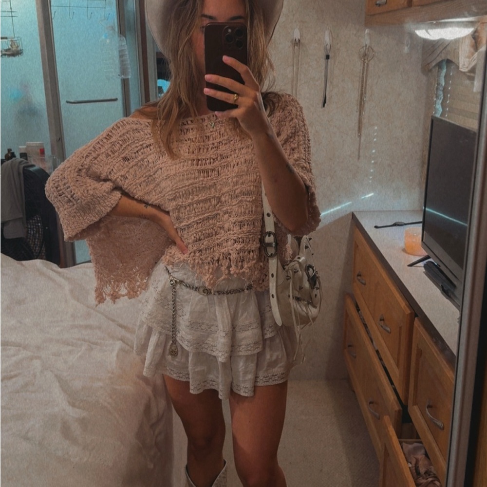Dreamy AE ruffle shorts